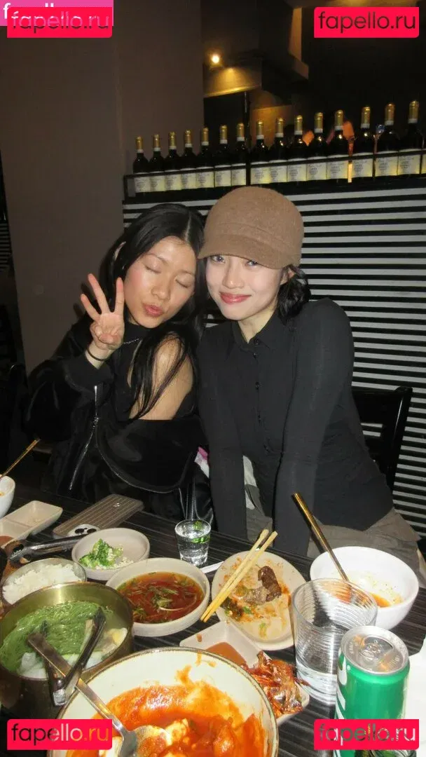 Yujin Onlyfans Photo Gallery 