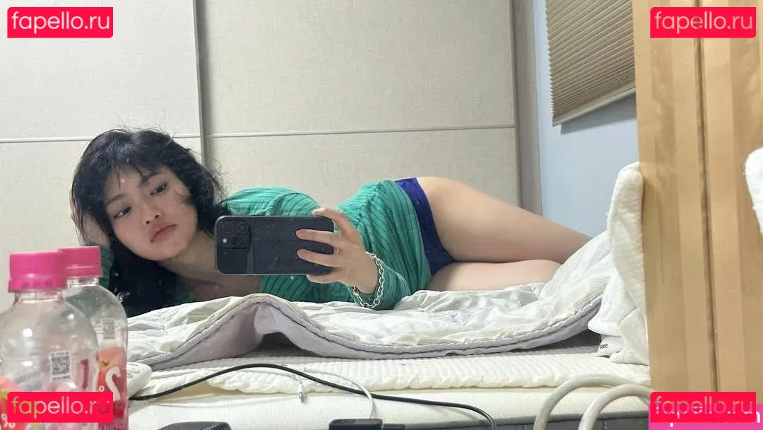 Yujin Onlyfans Photo Gallery 