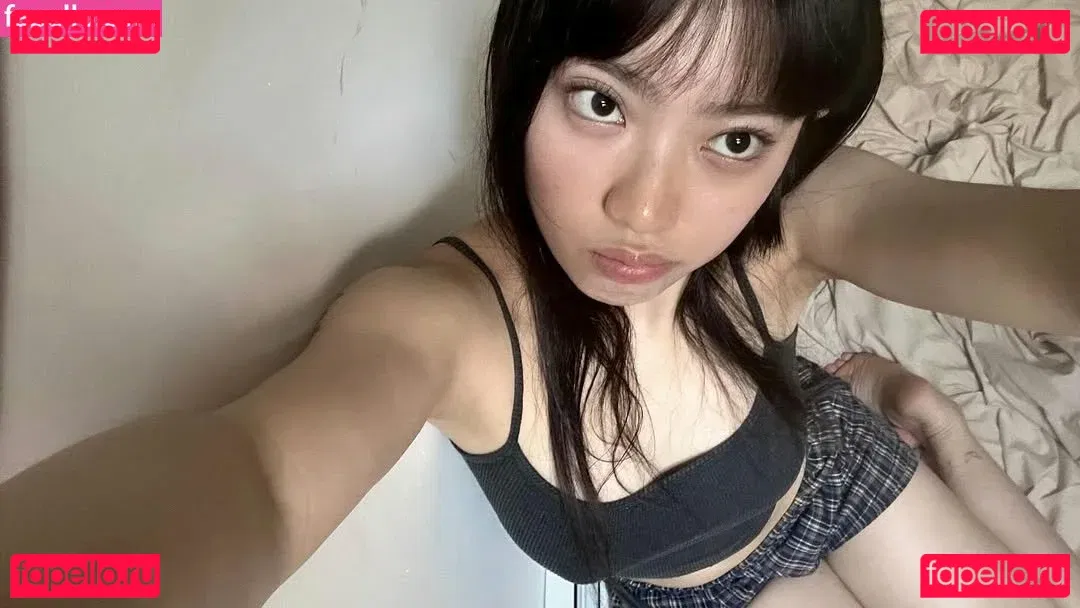Yujin Onlyfans Photo Gallery 
