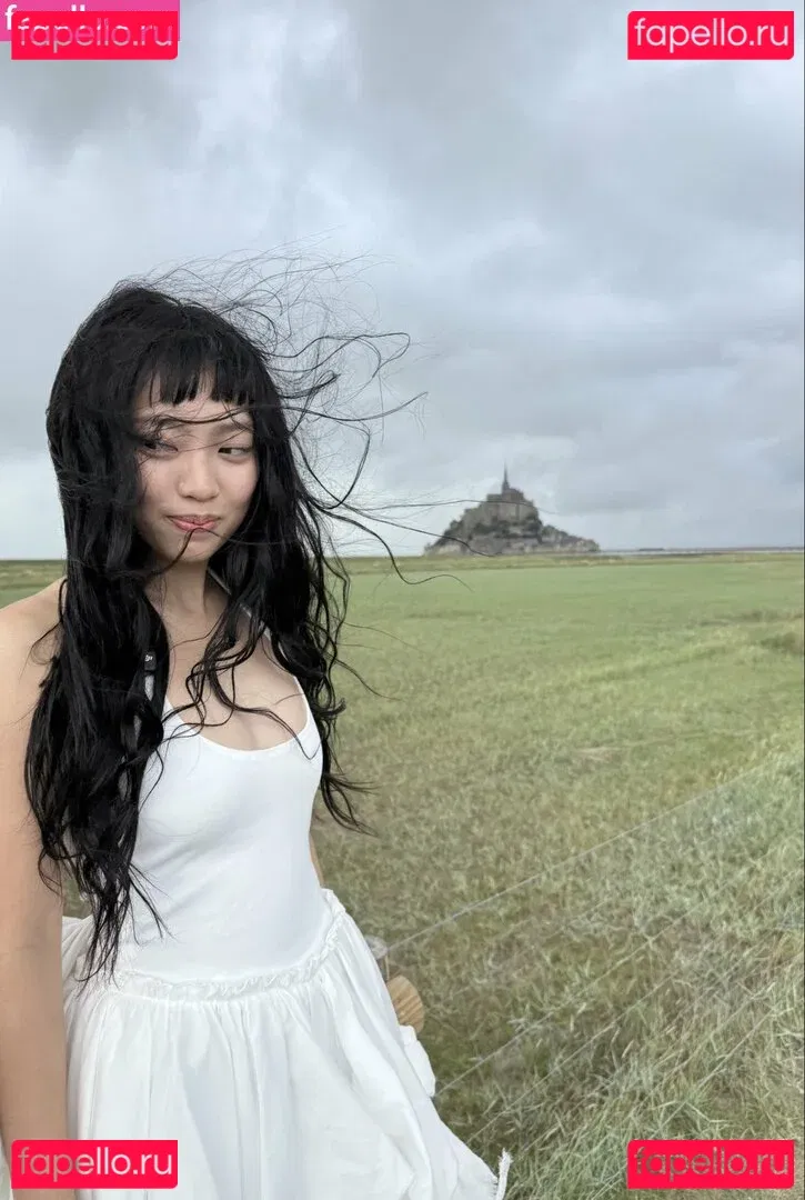 Yujin Onlyfans Photo Gallery 