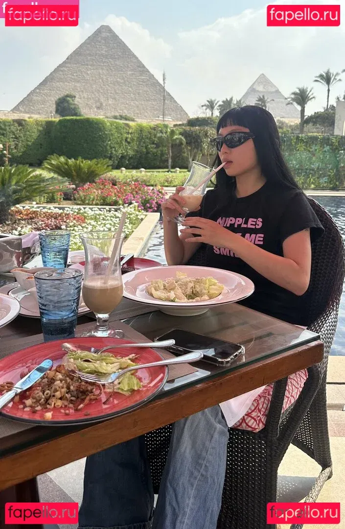 Yujin Onlyfans Photo Gallery 