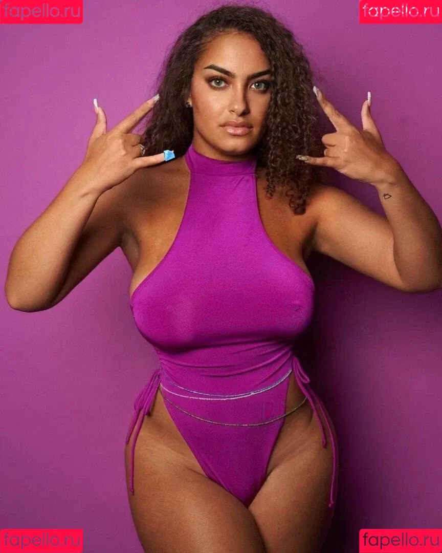 Kennedy Norwood Onlyfans Photo Gallery 