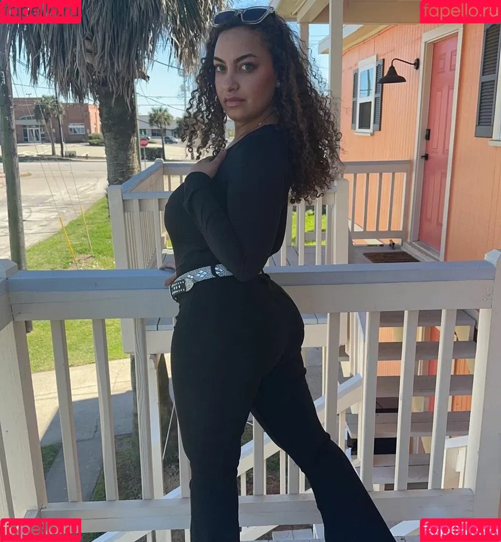 Kennedy Norwood Onlyfans Photo Gallery 