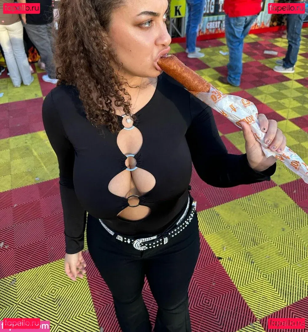 Kennedy Norwood Onlyfans Photo Gallery 