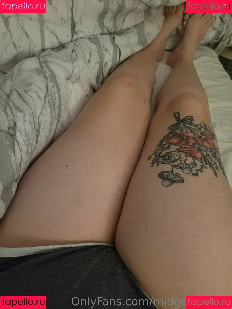 midgetgem95 Onlyfans Photo Gallery 