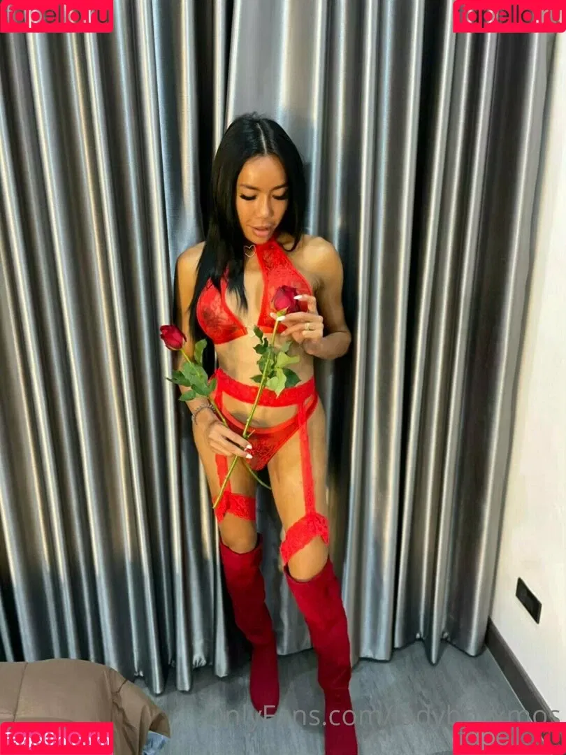 ladyboyxmos Onlyfans Photo Gallery 