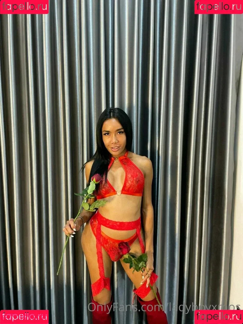 ladyboyxmos Onlyfans Photo Gallery 