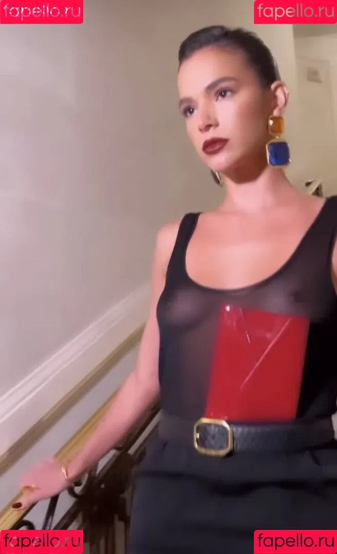 Bruna Marquezine Onlyfans Photo Gallery 