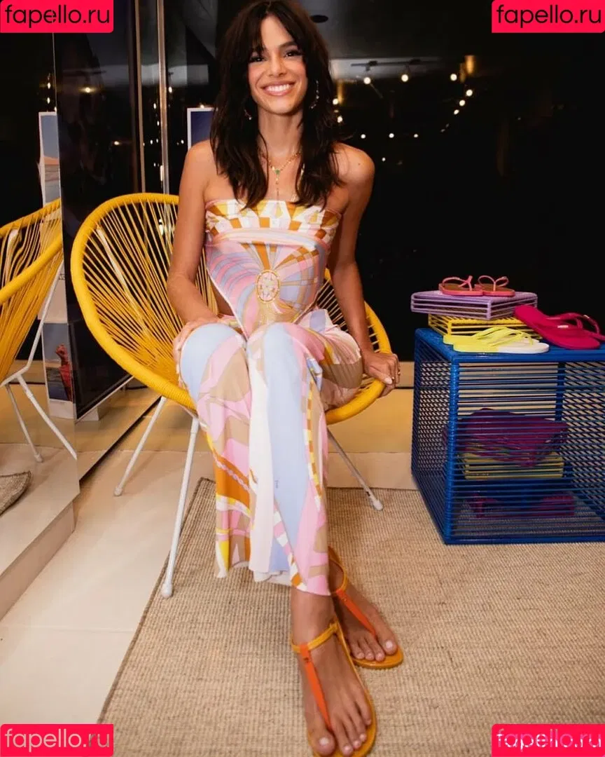 Bruna Marquezine Onlyfans Photo Gallery 