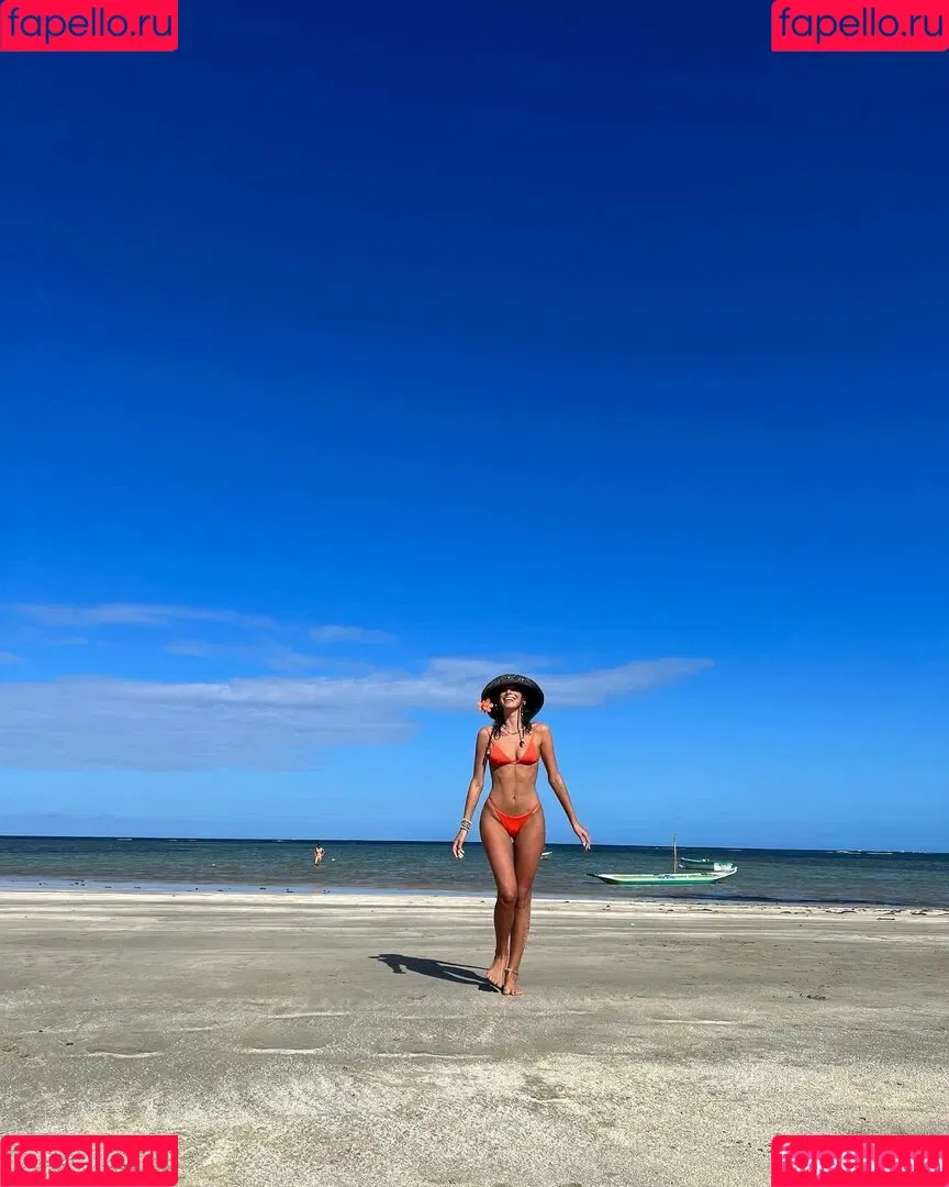 Bruna Marquezine Onlyfans Photo Gallery 