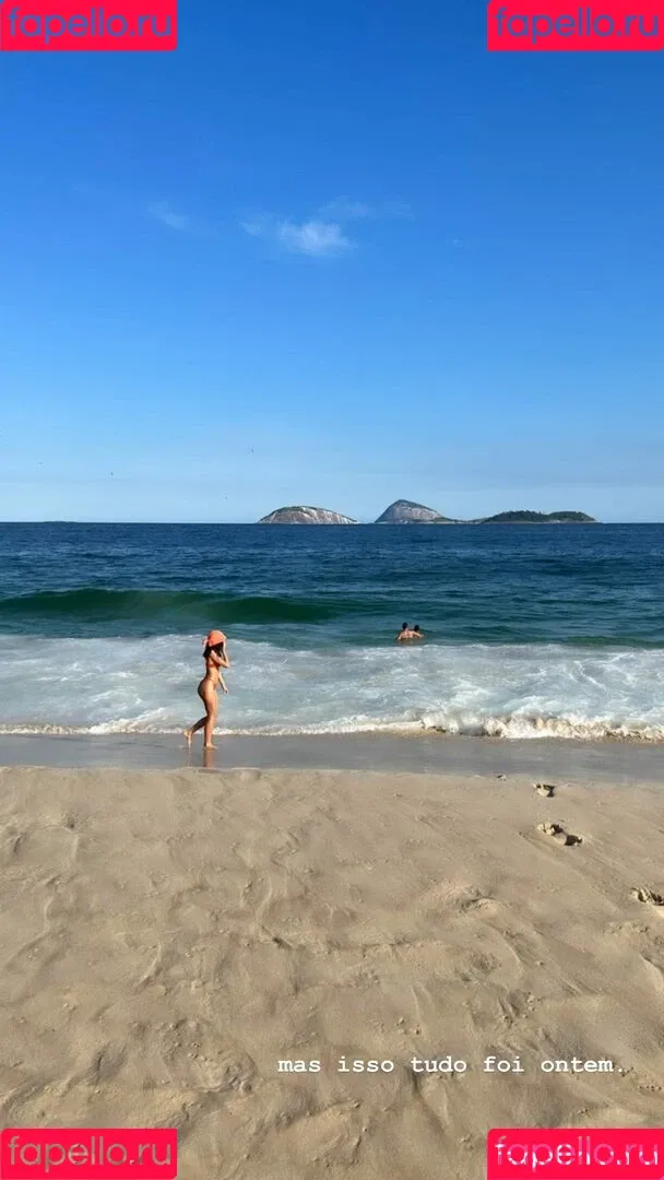Bruna Marquezine Onlyfans Photo Gallery 