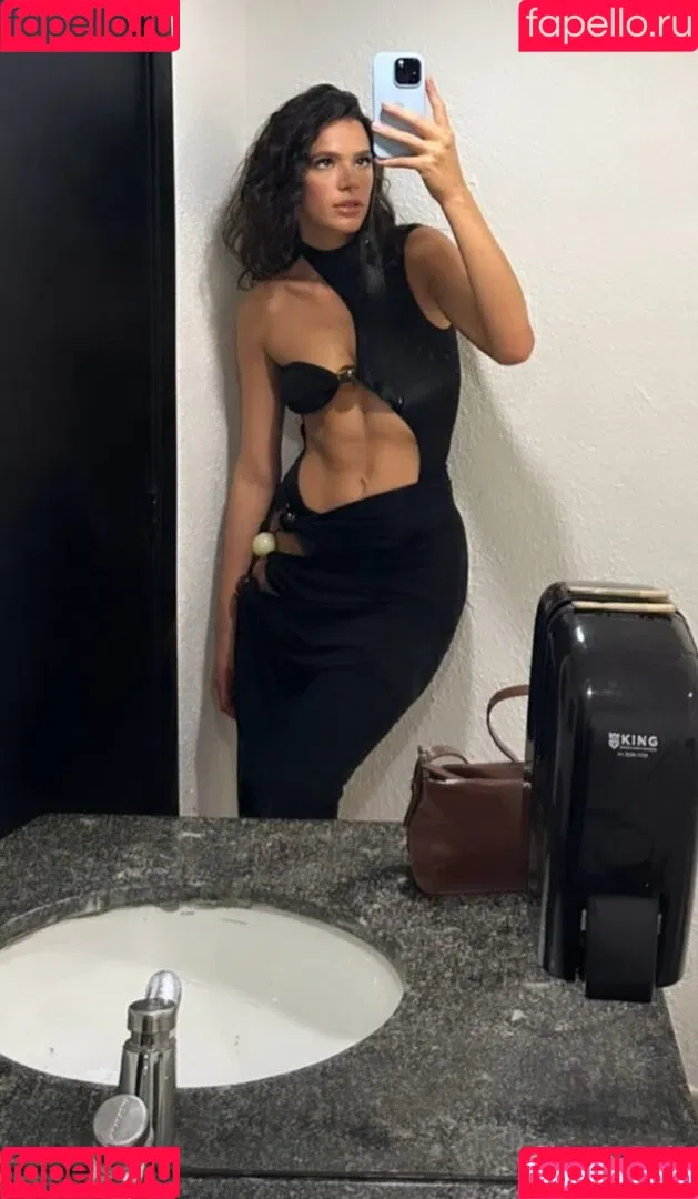 Bruna Marquezine Onlyfans Photo Gallery 
