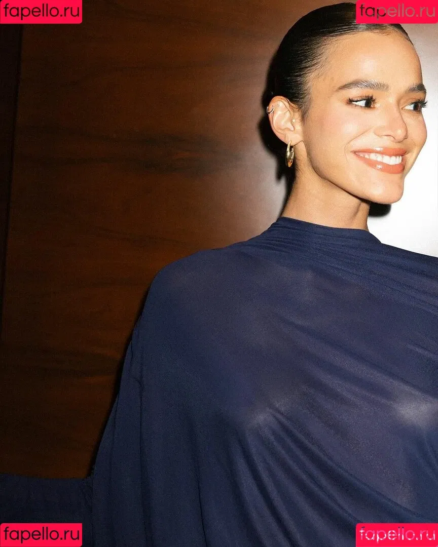Bruna Marquezine Onlyfans Photo Gallery 