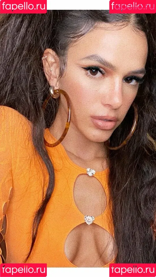 Bruna Marquezine Onlyfans Photo Gallery 