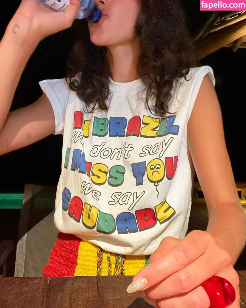 Bruna Marquezine Onlyfans Photo Gallery 