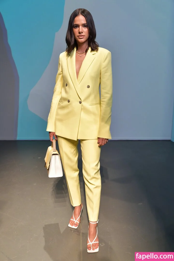 Bruna Marquezine Onlyfans Photo Gallery 