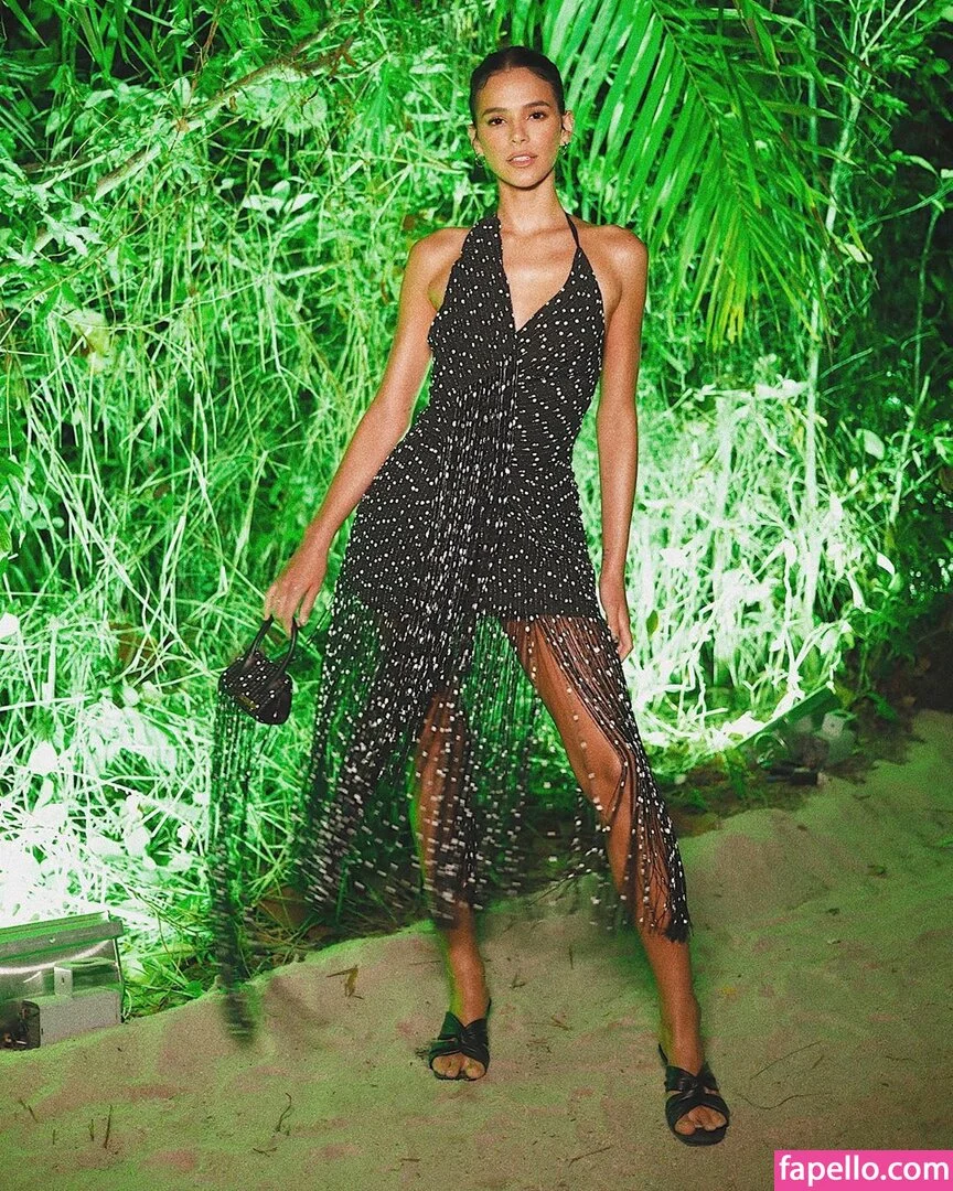 Bruna Marquezine Onlyfans Photo Gallery 