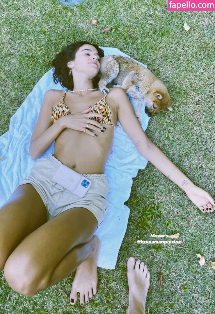 Bruna Marquezine Onlyfans Photo Gallery 