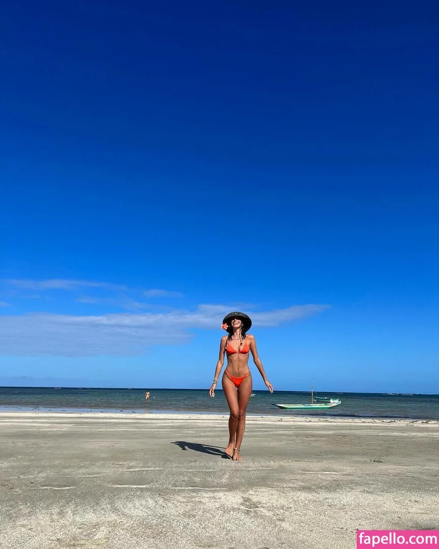 Bruna Marquezine Onlyfans Photo Gallery 