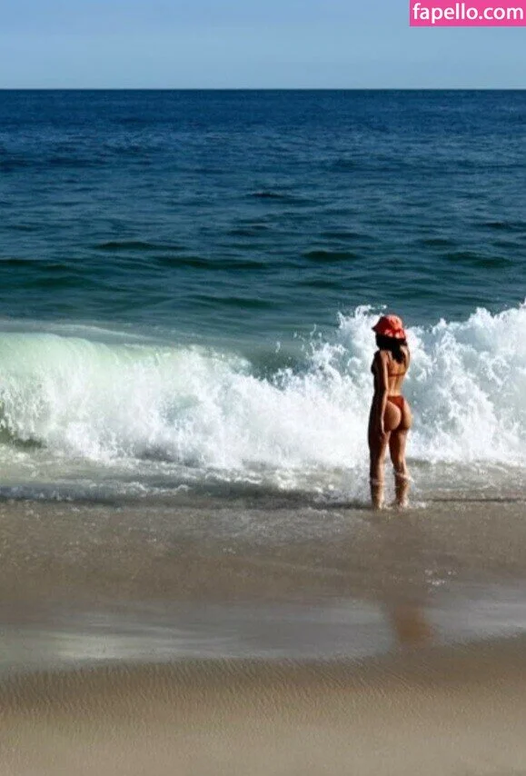 Bruna Marquezine Onlyfans Photo Gallery 