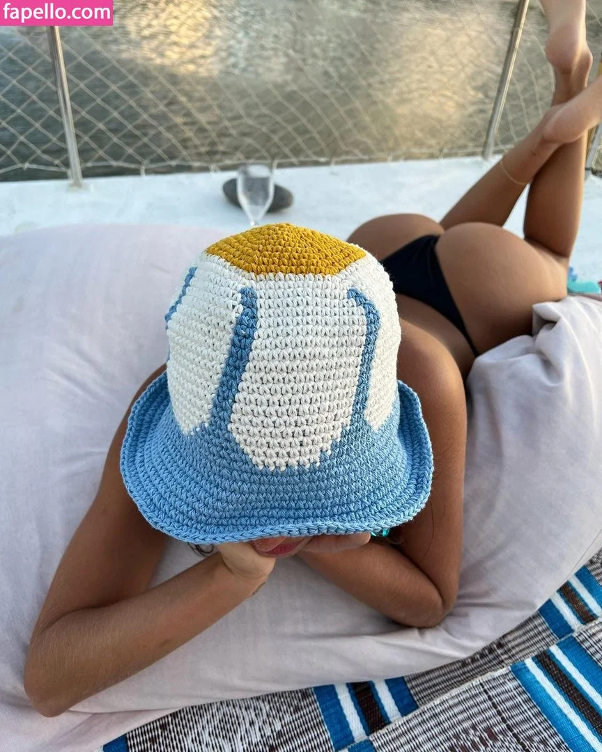 Bruna Marquezine Onlyfans Photo Gallery 