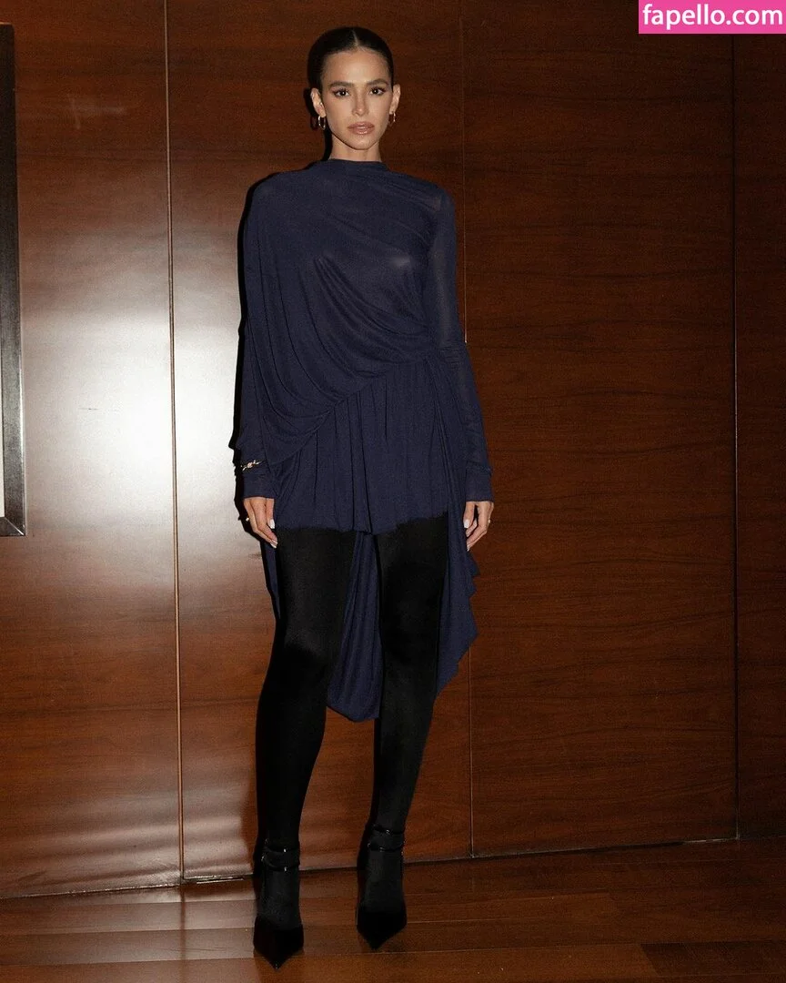 Bruna Marquezine Onlyfans Photo Gallery 