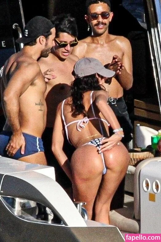 Bruna Marquezine Onlyfans Photo Gallery 