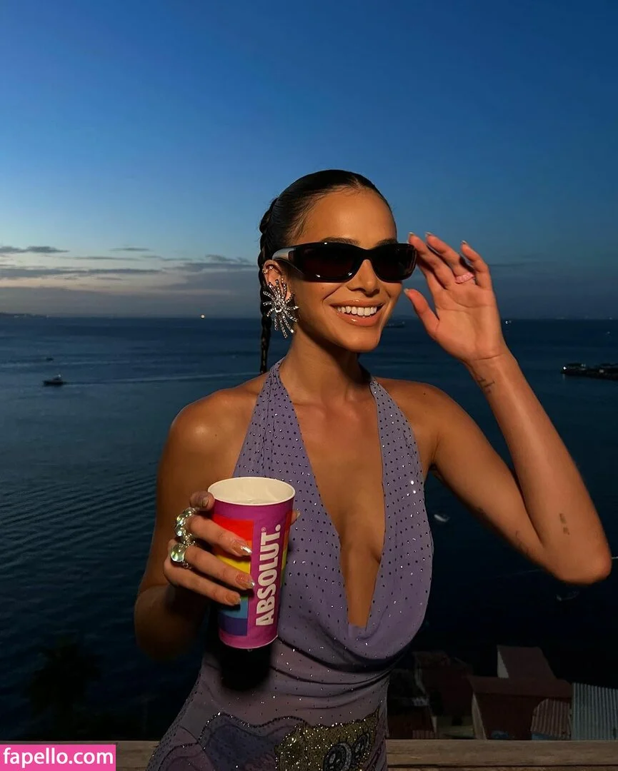 Bruna Marquezine Onlyfans Photo Gallery 