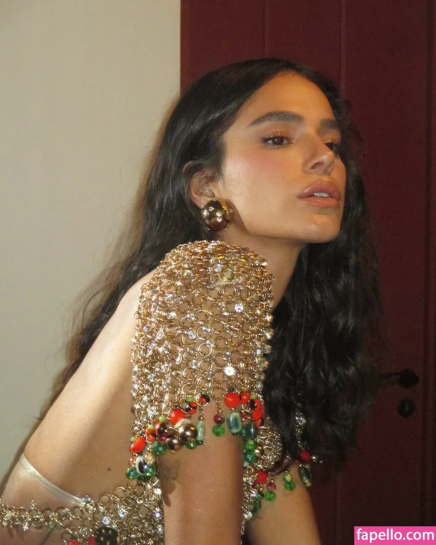 Bruna Marquezine Onlyfans Photo Gallery 