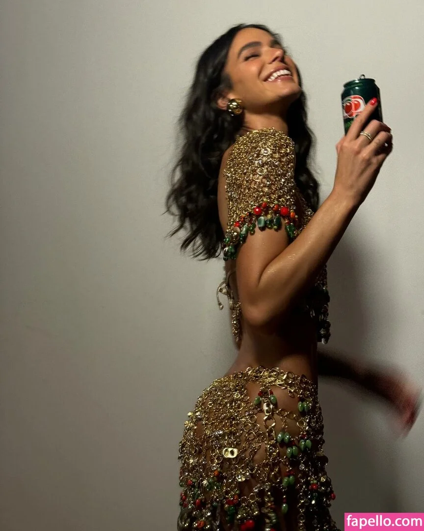Bruna Marquezine Onlyfans Photo Gallery 