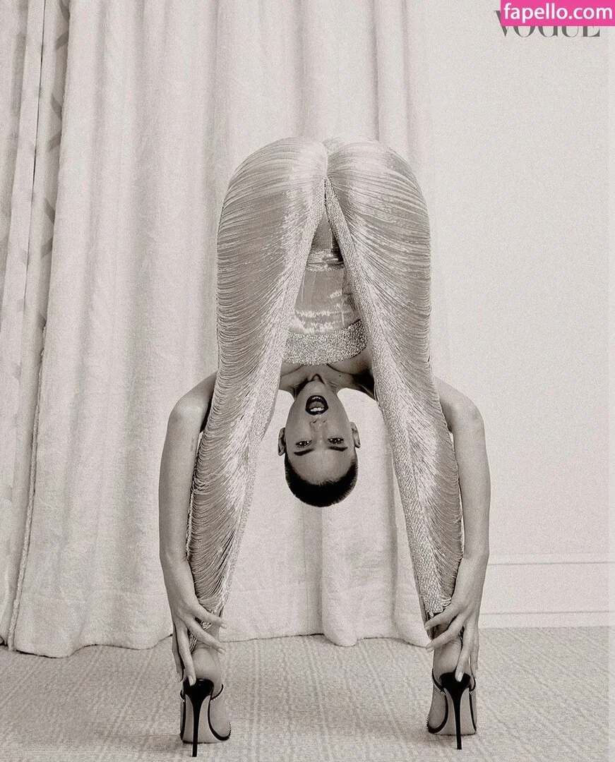 Bruna Marquezine Onlyfans Photo Gallery 