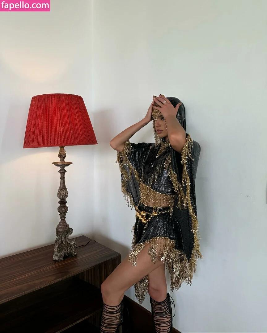 Bruna Marquezine Onlyfans Photo Gallery 