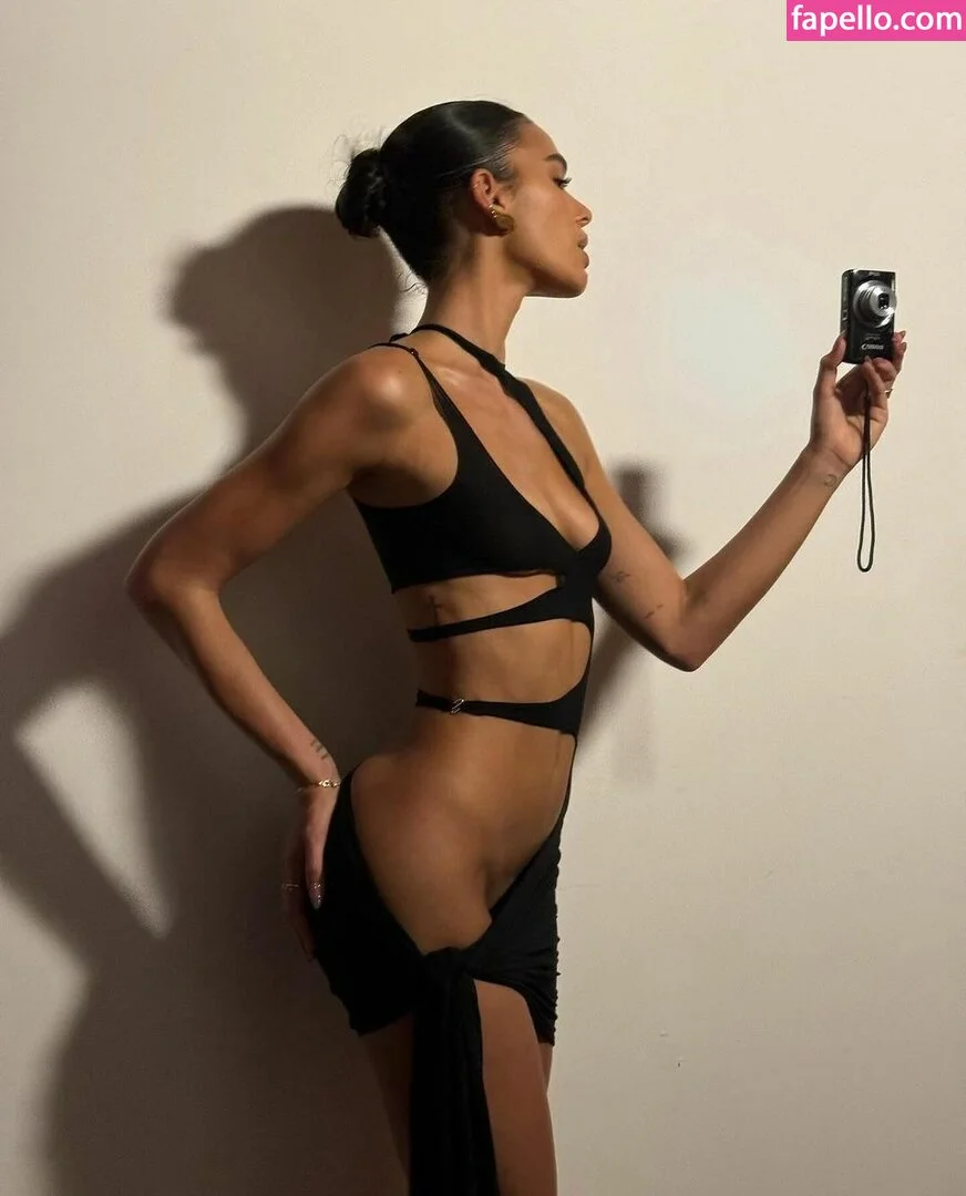 Bruna Marquezine Onlyfans Photo Gallery 