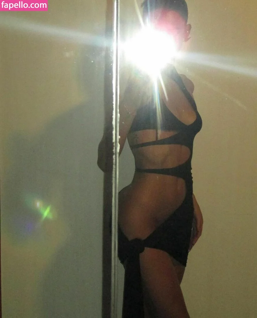 Bruna Marquezine Onlyfans Photo Gallery 