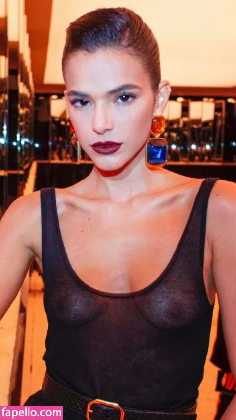 Bruna Marquezine Onlyfans Photo Gallery 