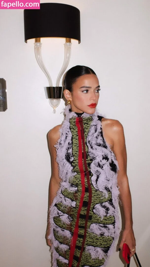 Bruna Marquezine Onlyfans Photo Gallery 