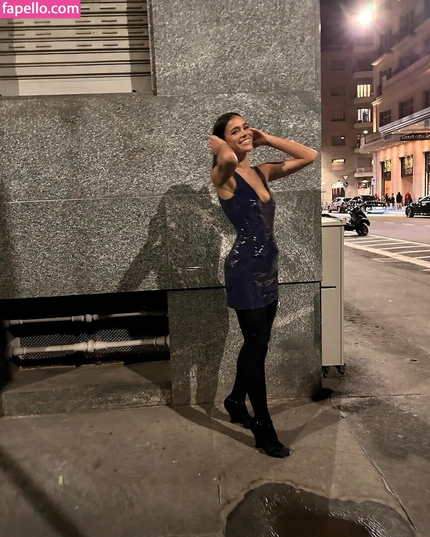 Bruna Marquezine Onlyfans Photo Gallery 