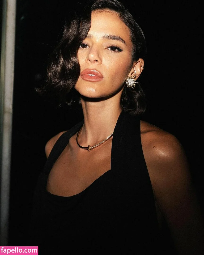 Bruna Marquezine Onlyfans Photo Gallery 