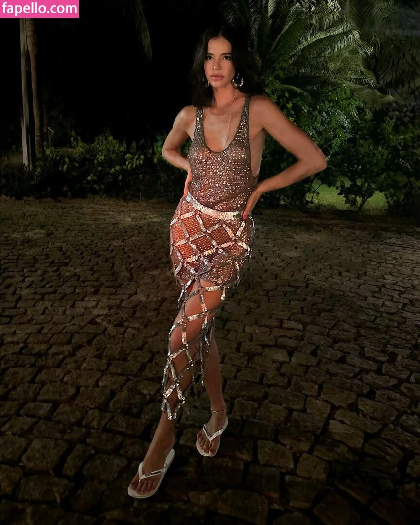 Bruna Marquezine Onlyfans Photo Gallery 