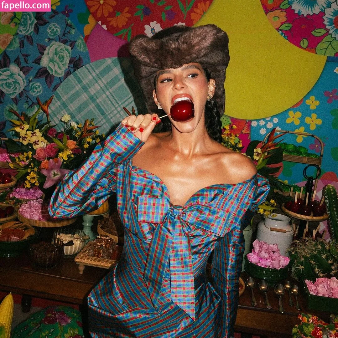 Bruna Marquezine Onlyfans Photo Gallery 