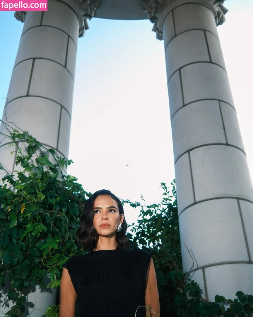 Bruna Marquezine Onlyfans Photo Gallery 