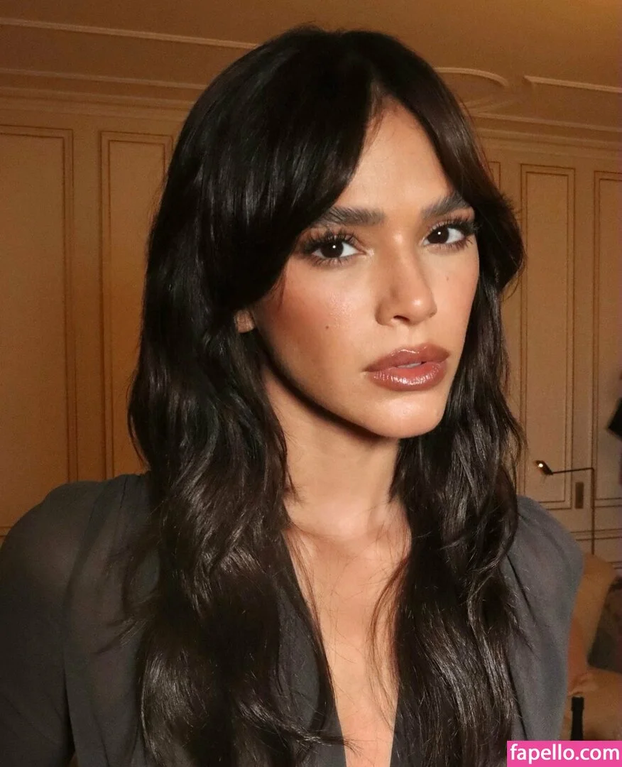 Bruna Marquezine Onlyfans Photo Gallery 
