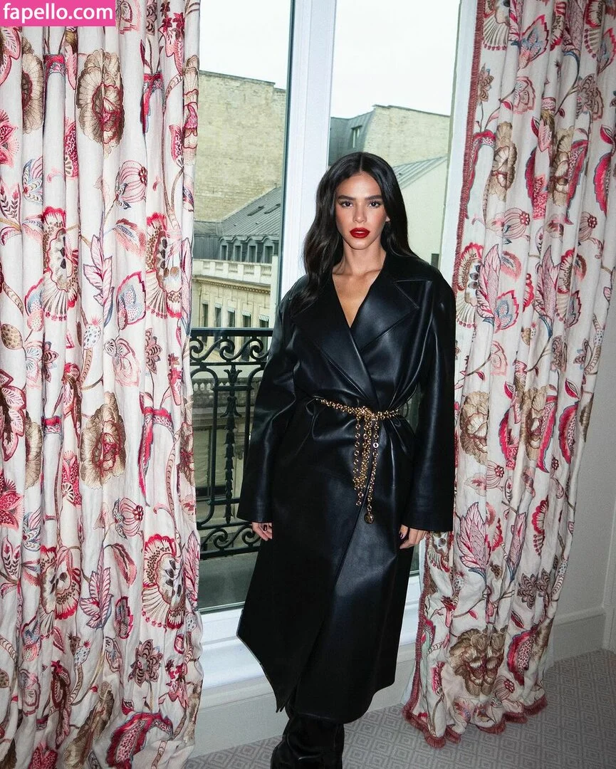 Bruna Marquezine Onlyfans Photo Gallery 