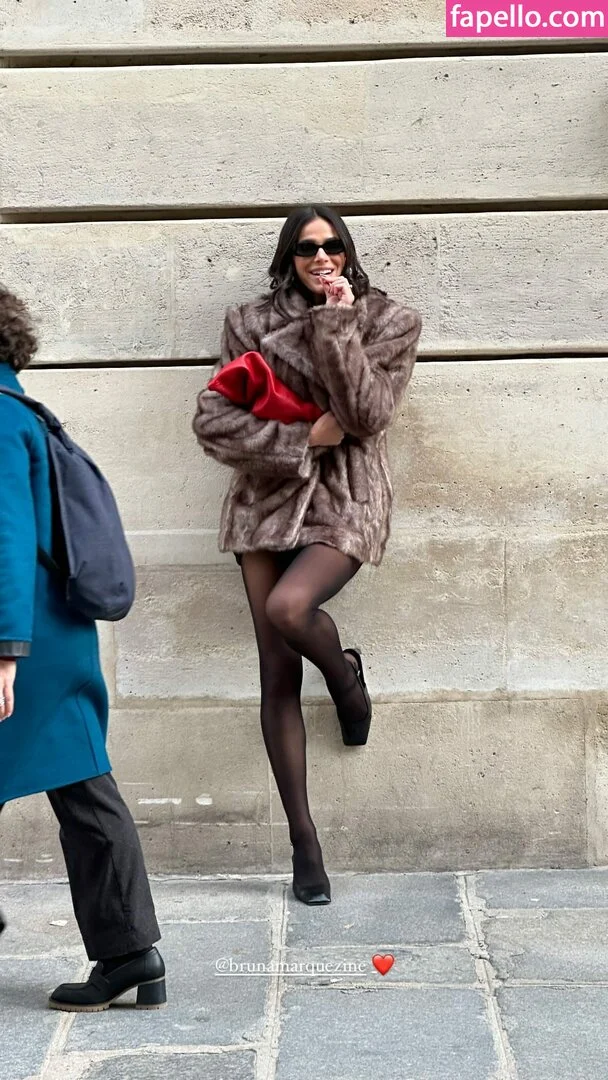 Bruna Marquezine Onlyfans Photo Gallery 