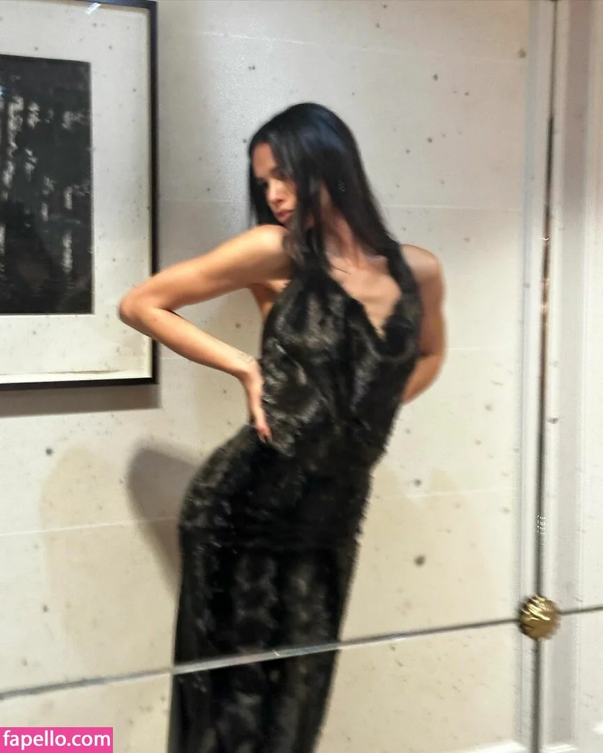 Bruna Marquezine Onlyfans Photo Gallery 