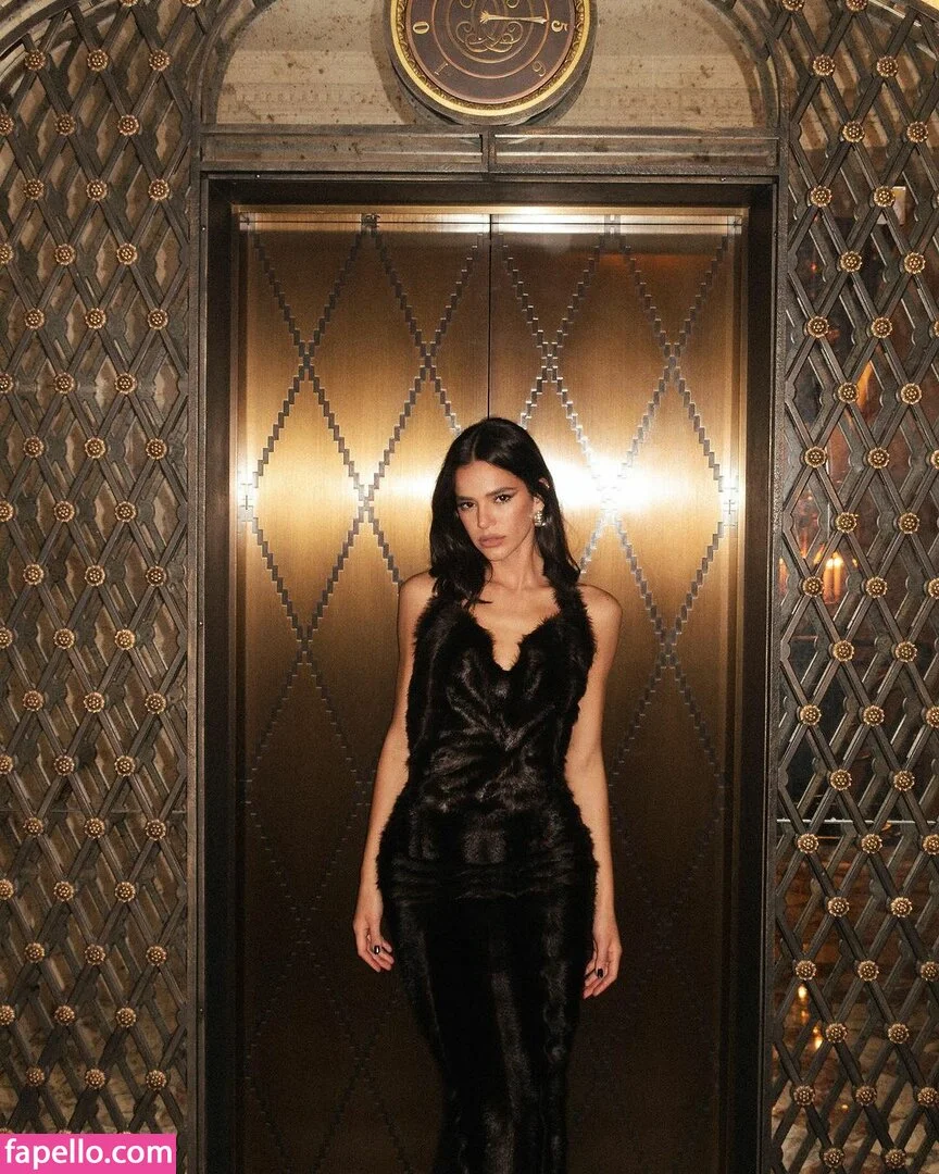 Bruna Marquezine Onlyfans Photo Gallery 
