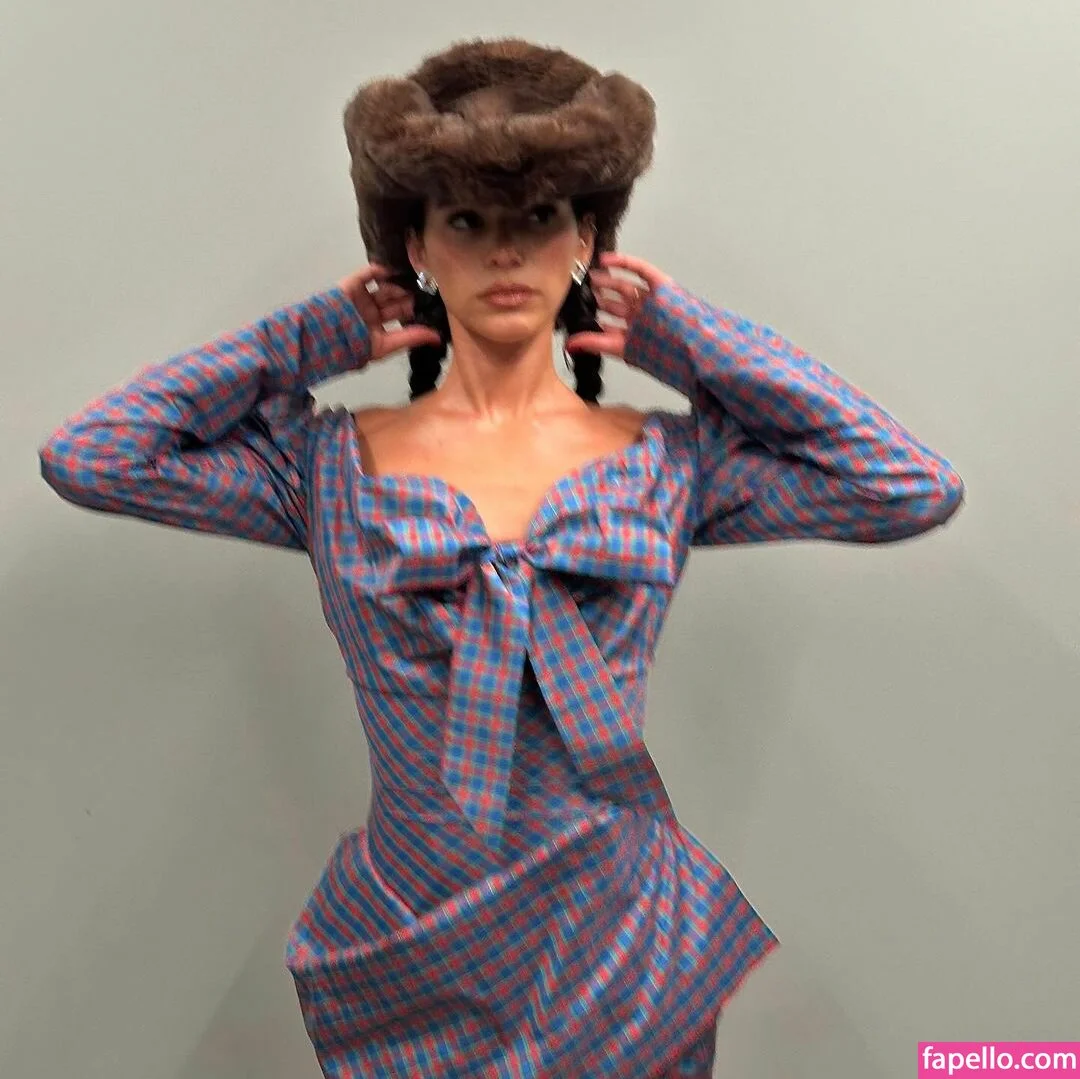 Bruna Marquezine Onlyfans Photo Gallery 