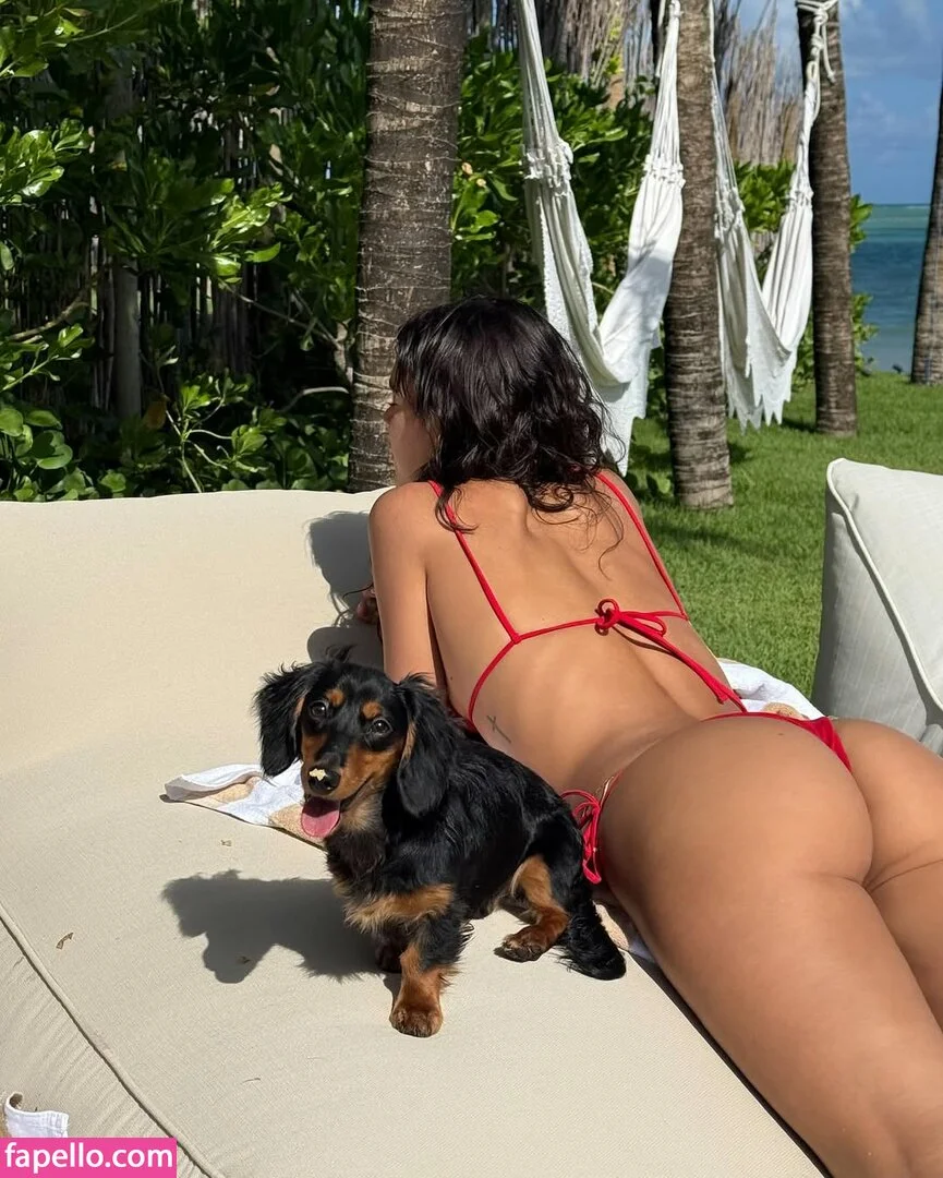 Bruna Marquezine Onlyfans Photo Gallery 