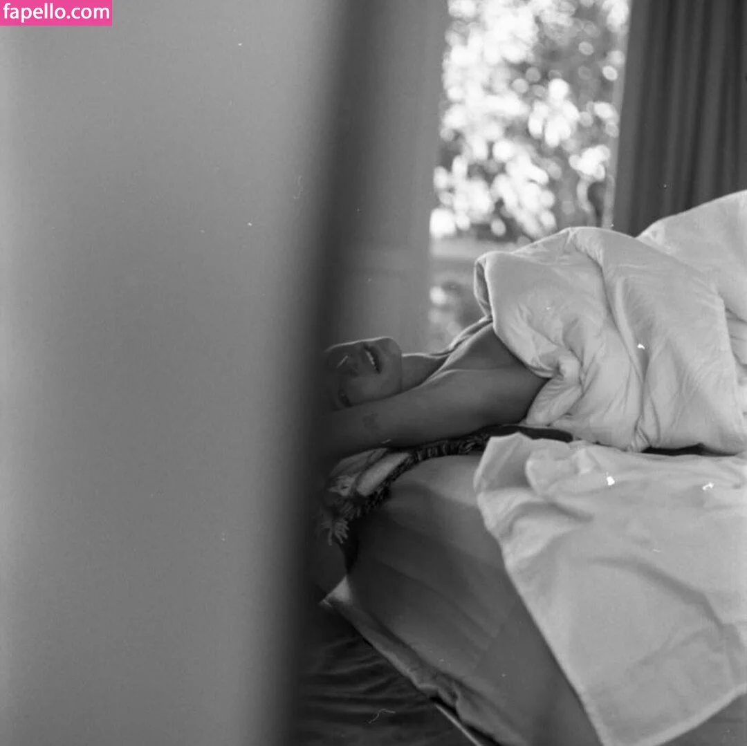 Bruna Marquezine Onlyfans Photo Gallery 