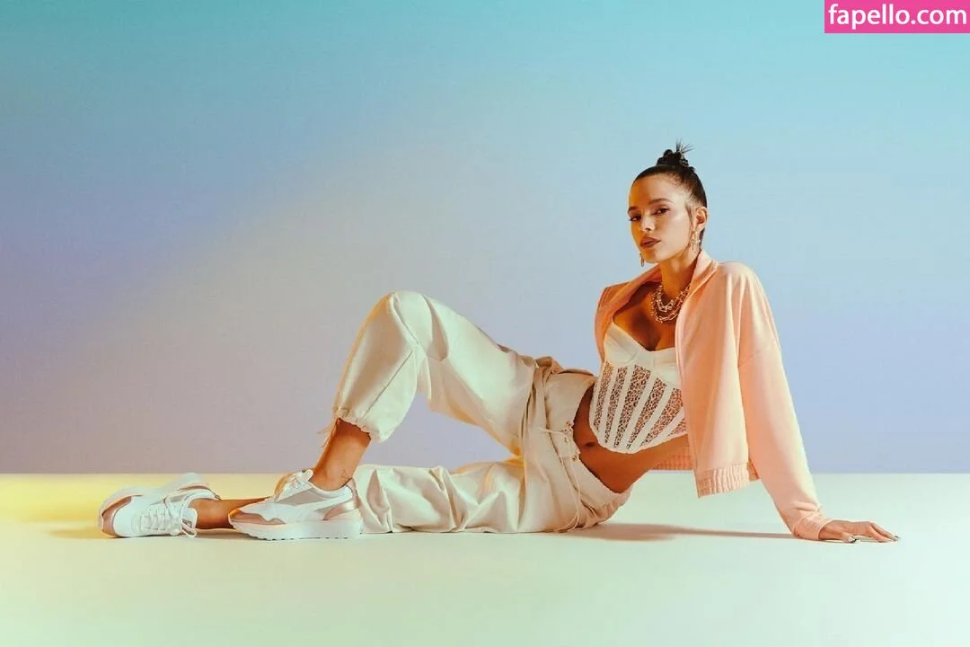 Bruna Marquezine Onlyfans Photo Gallery 